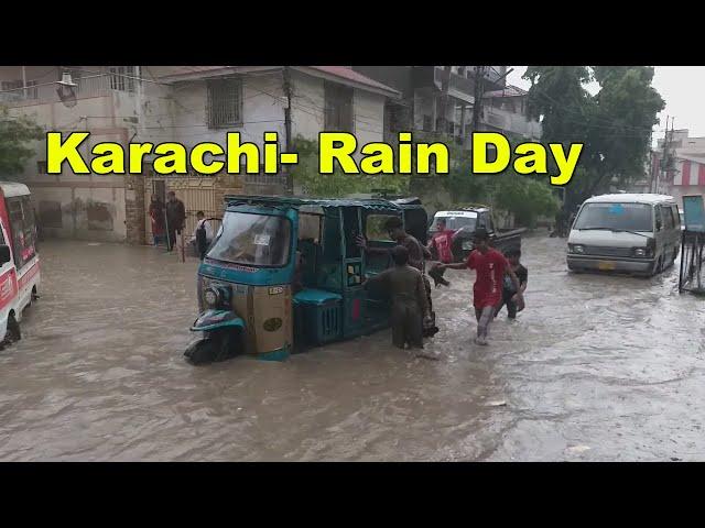 Karachi Rainy Day | Heavy Rain Floating Boat Flood in Karachi Federal B Area Pakistan | Adeel Jamil