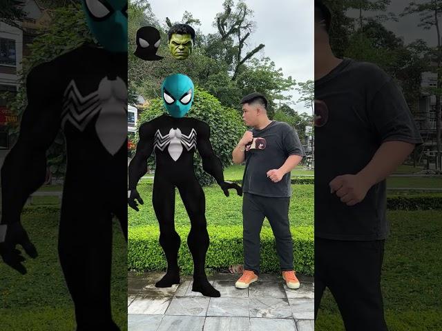 Black Spiderman VS Kissy Missy Wrong Heads