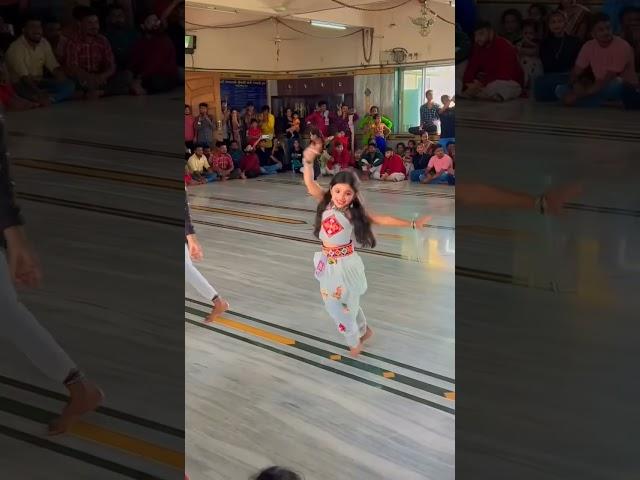 Gujarati Garbo, sonal garbe jhUme #garbo #song #garba #navratri