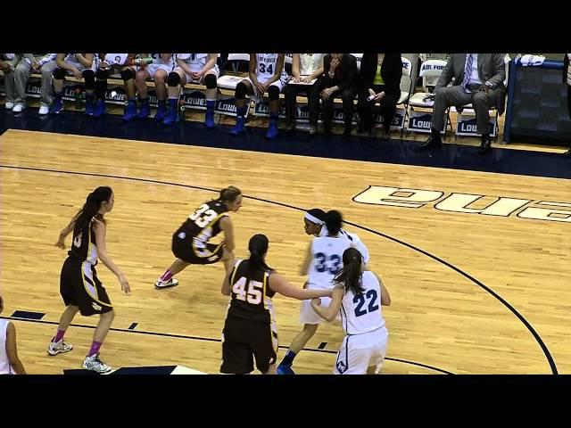 Camille Thompson just misses a double double against Wyoming