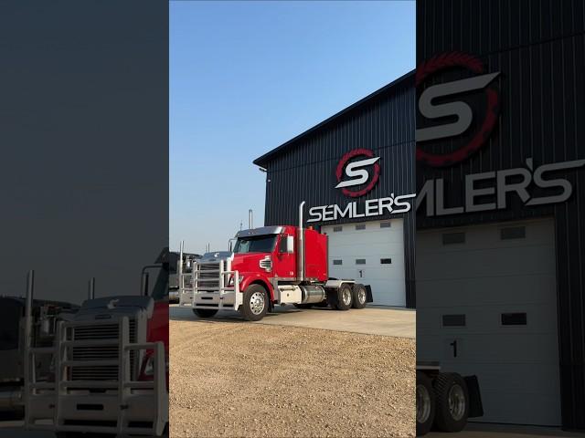 Cummins 550HP + Ultrashift! 2016 Freightliner Coronado 122SD 