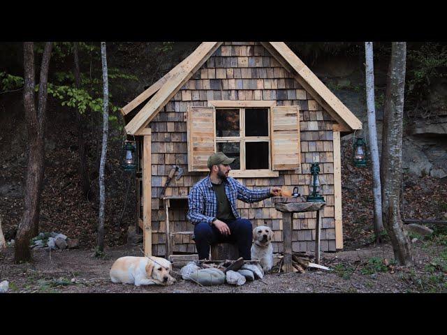 Built a house from pallets near the river. Start to finish