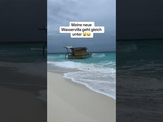 Ist es ein Hausboot?  #malediven #urlaub #memesvideo #beach #maledivenurlaub #reisevlog #fypageシ