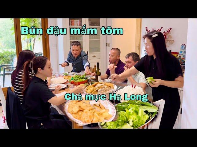 Đãi anh chị món bún đậu mắm tôm, Mai le cuộc sống ở Pháp