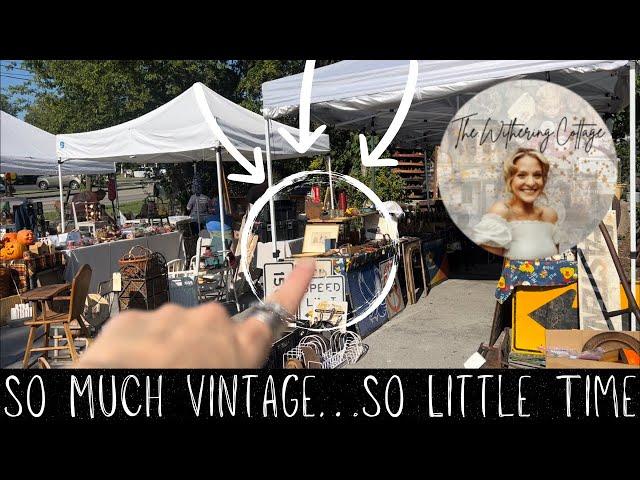 Shop With Me At A Small Town Antique Market. Shop-Along With A Antique & Vintage Collector/Reseller