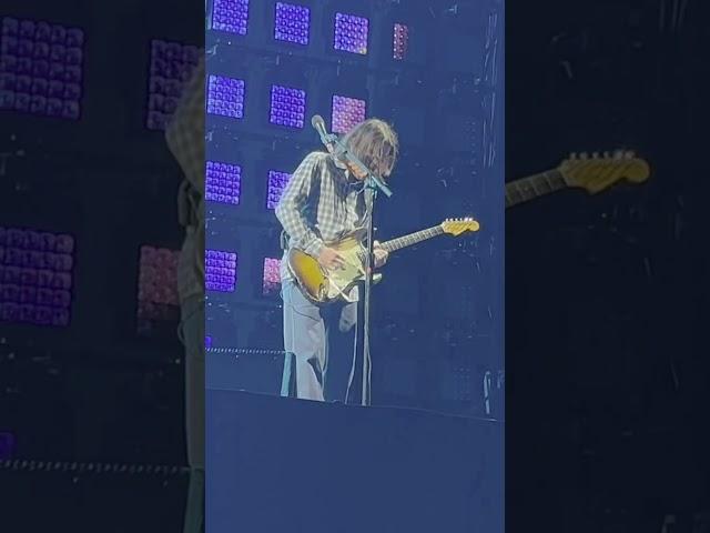 Wet Sand outro (RHCP Osaka Castle 2023) #wetsand #frusciante #rhcp #guitarsolo #chilipeppers