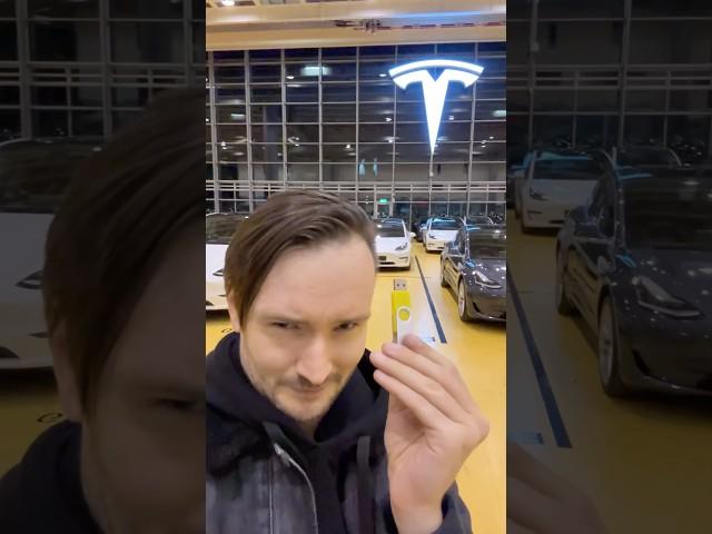 Я ЗАПУСТИЛ СВЕТОВОЕ ШОУ НА 200 ТЕСЛАХ!