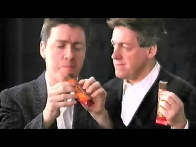 Griff Rhys Jones : 80's/90's Wispa adverts comparison