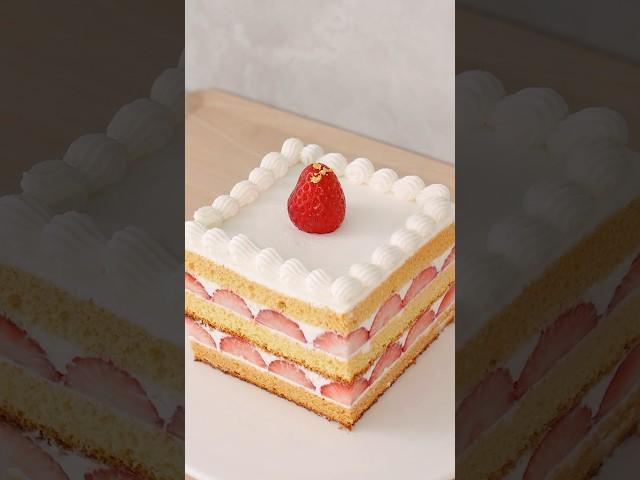 딸기 사각 케이크 Strawberry Cake