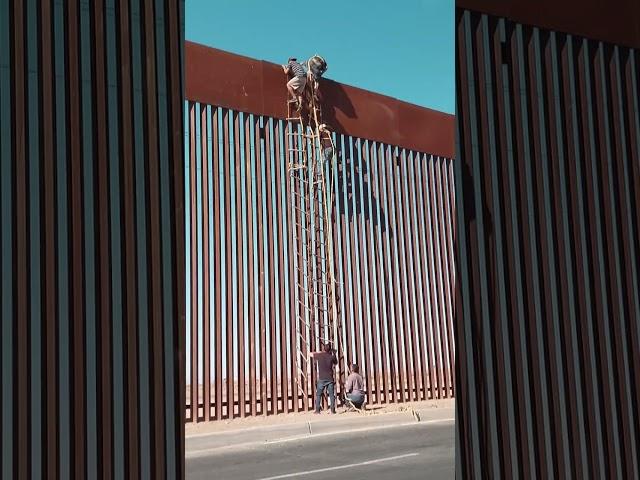 دیوار بین مکزیک و امریکا | US-Mexico border wall