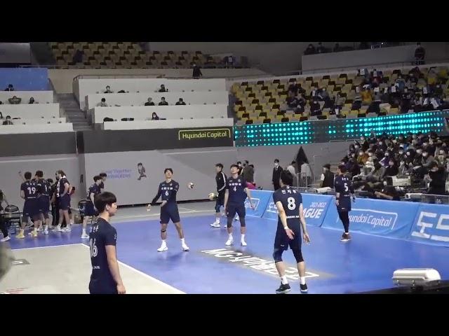 대한항공점보스  KAL Jumbos 스카이워커스전 진지위 임동혁 선수 웜업  korea pro volleyball