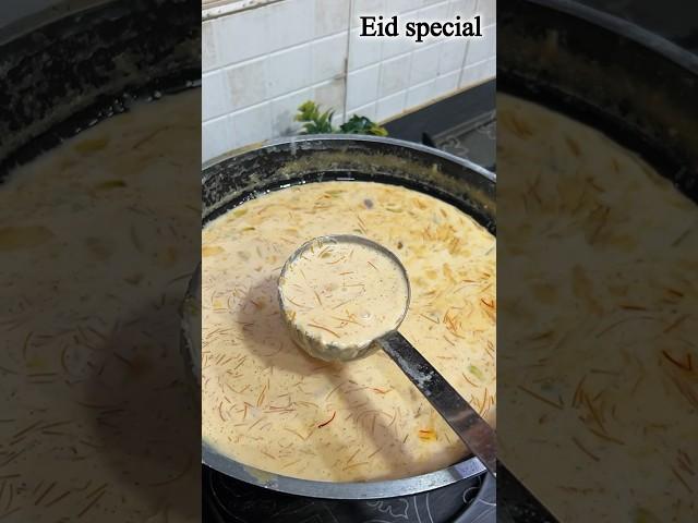 Nawabi Sheer khurma Recipe #youtubeshorts #shortvideo #eidspecial #sheerkhurma