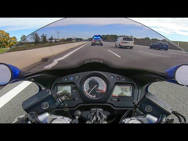 POLICE maneuver on Autobahn - HONDA CBR1100XX