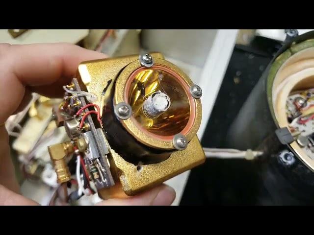 How an Atomic clock works