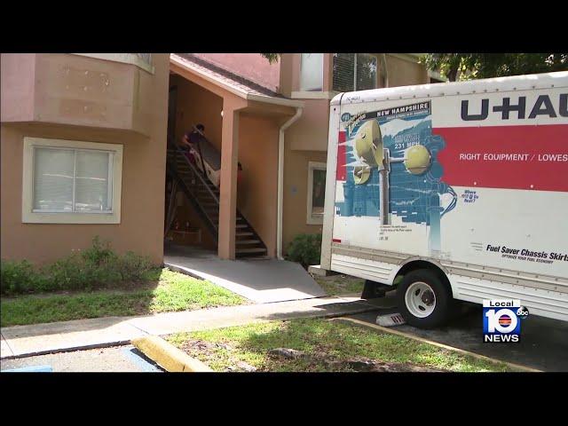 Pembroke Pines condominium residents scrambling to evacuate