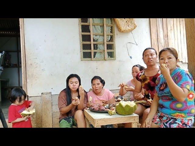 NAG SIBAK SI ABRIL NG PANGGATONG TAPOS NAG MUKBANG KAMI KILA GING VLOG/MAYA MIYA  AT LELEN INDAY