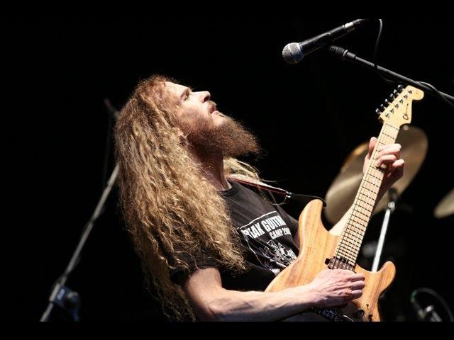 Guthrie Govan, Marco Minnemann, Bryan Beller_Flatlands - The Aristocrats_Vladivostok LIVE