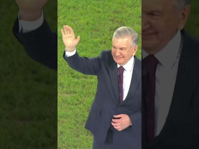 Мирзиёева освистали на футболе #мирзиёев #узбекистан #футбол