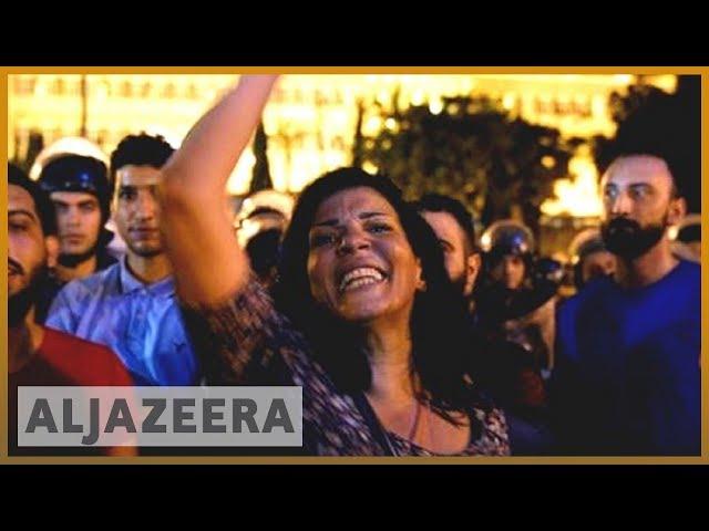 Protests over taxes threaten Lebanon's political establishment