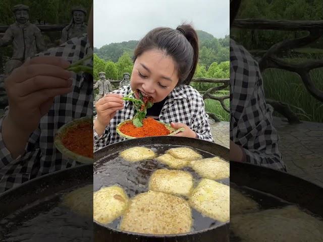 Guizhou Food Guizhou spicy chili noodles Mama spicy spicy The more you eat, the better you taste