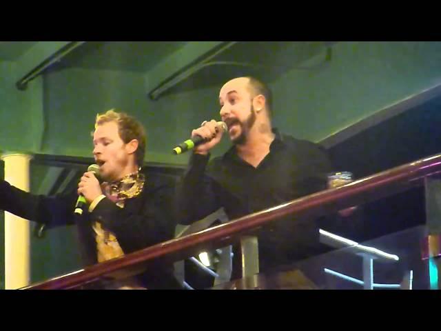 New NKOTBSB single  for the first time! Don't turn out the lights now@ BSBcruise 2010