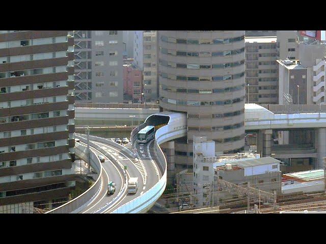 Highway through a Building Story  ONLY in JAPAN