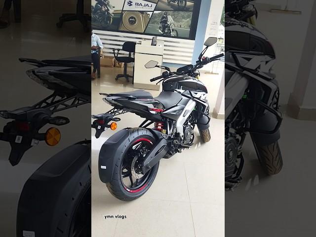 brand new bajaj pulsar NS400z blackcolor   bike  #foryou #video #ns200 @ymnvlogs