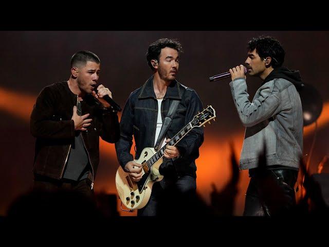 Jonas Brothers' FULL Twisted Tea 111th Grey Cup Halftime Show