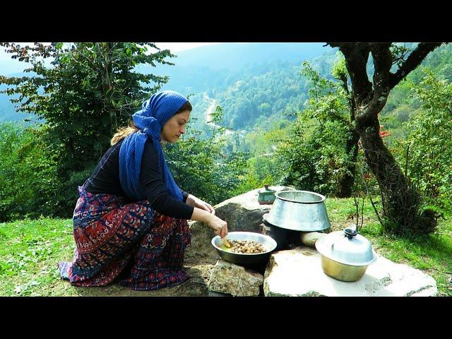 Happens only here Perfect blend of Rice & Lentils Adas Polow عدس پلو روی ذغال چوب در دل تپه های سبز