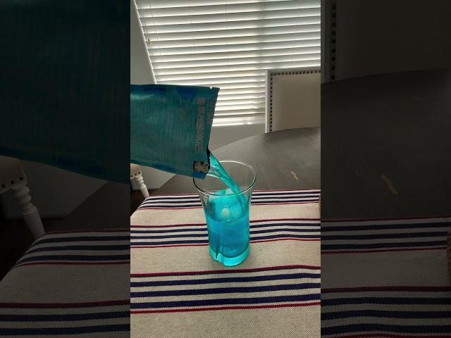 Blue lemon ade!! I’m finally posting New video tomorrow! #koreanconveniencestore #koreanstore