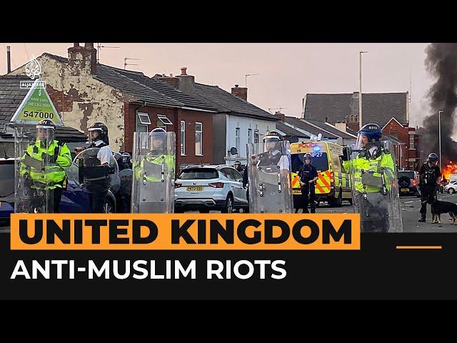 Far-right protesters target mosque in knife attack town | Al Jazeera Newfeed