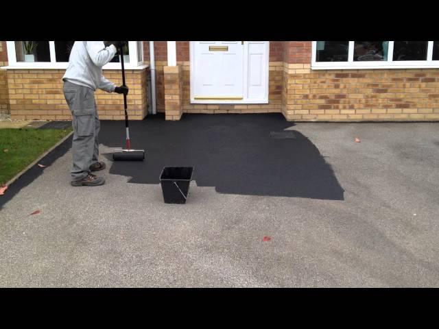 How to Refurbish a Tarmac Driveway - www.yorkshiredrivewaycleaning.co.uk.