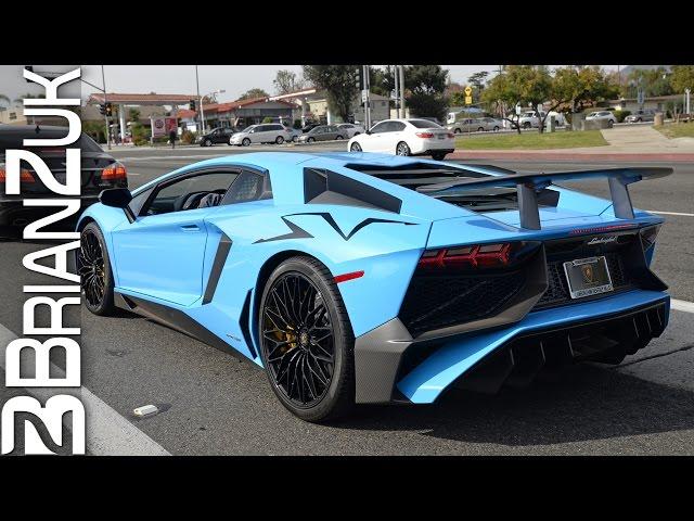 Blu Cepheus Lamborghini Aventador LP750-4 SV