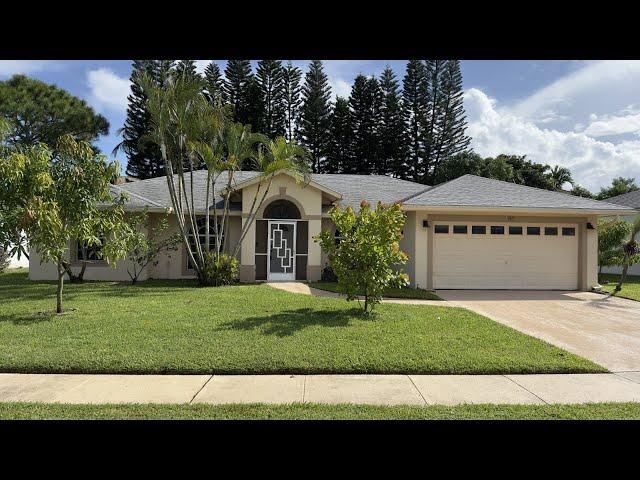 Houses for Rent in Royal Palm Beach 3BR/2BA by Property Management Company in Royal Palm Beach