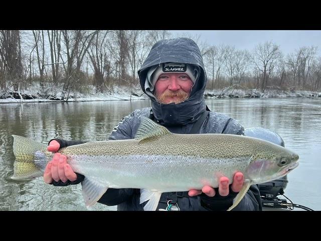 Winter Steelhead Fishing In A Snow Storm/ Night fishing For Steelhead With Glow Bobbers & glow beads