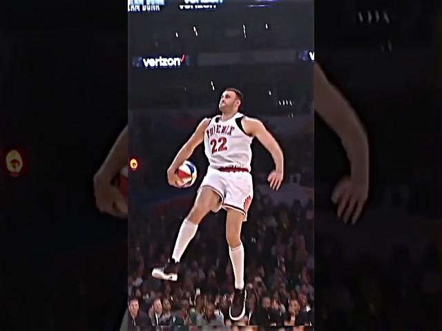 Larry Nance Jr Recreate his dad's Iconic dunk ️ #shorts