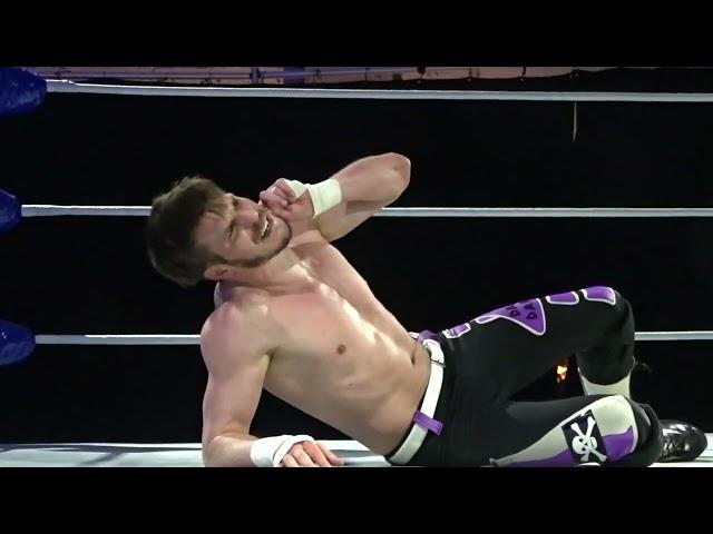 Student Showcase: Danny Danger vs. Kendra Kaida (FULL MATCH)