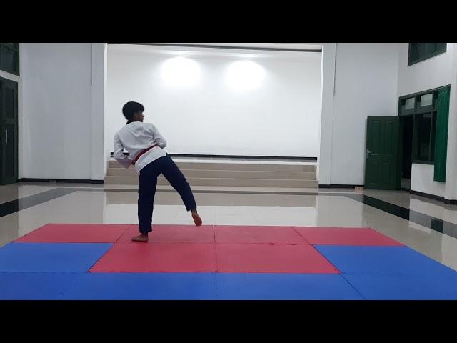 TAEKWONDO || Tendangan Yeop Chagi