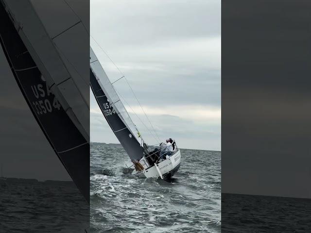 Valhalla Sailing J/30 going up wind!  #j30 #sailing #veterans