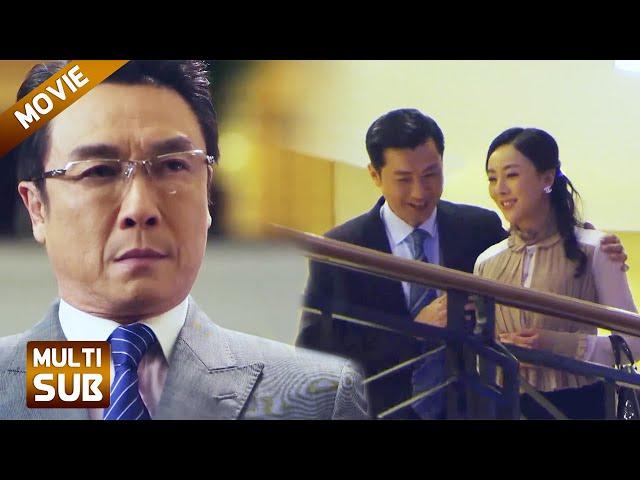 【Full Movie】丈夫为小三离婚，谁料出差路上撞见小三出轨别的男人，丈夫后悔不已！#chinesedrama #電影 #爱情 #吻戲  #drama #中國電視劇