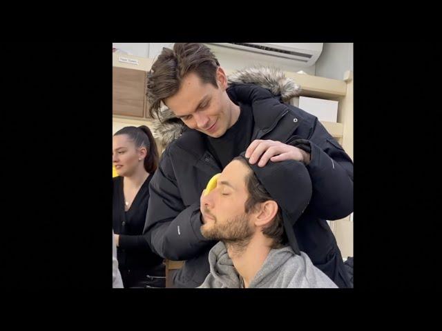 freddy carter pampering ben barnes on shadow and bone set