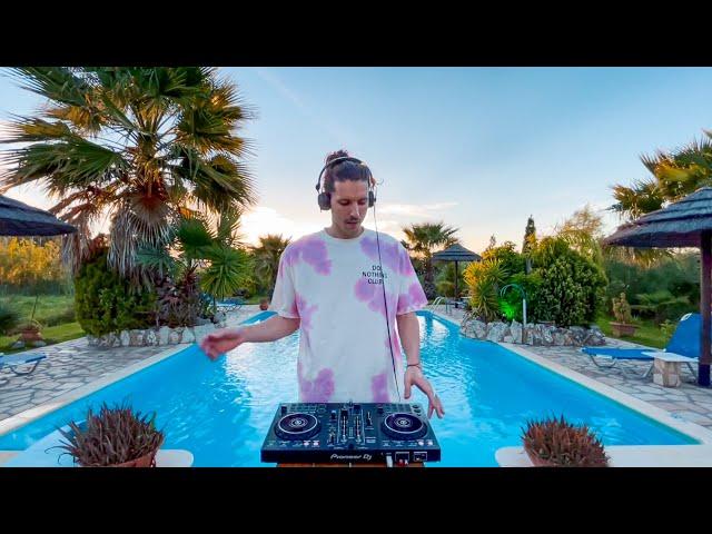 pool sundowner house mix