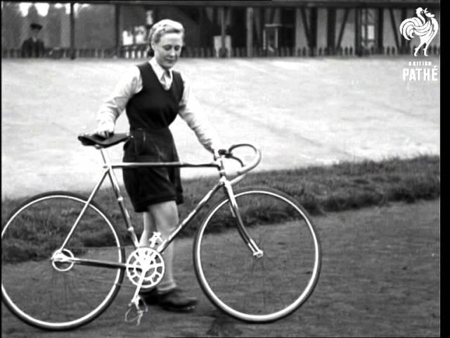 Queer Cycling (1942)