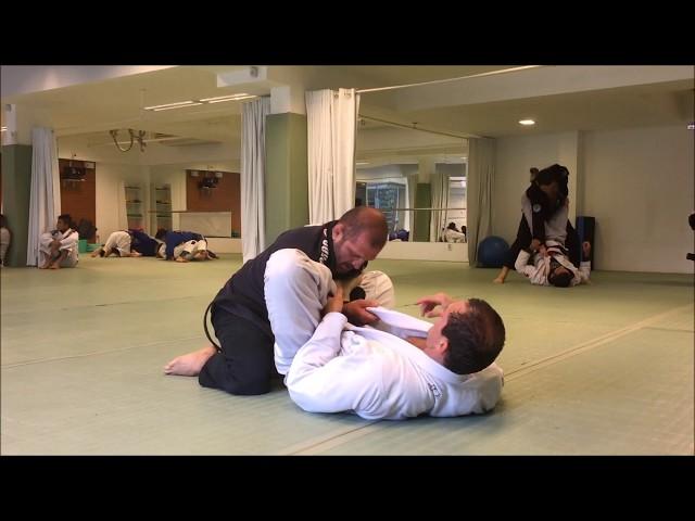 O treino de Jiu-Jitsu entre Ralph e Roger Gracie