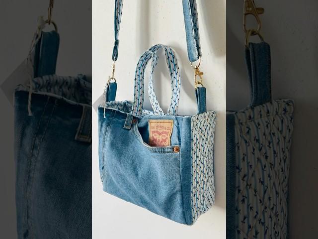 Old jeans, new stories. Upcycled denim bag, so unique now at my etsy! #denim #bag #jeans #upcycling