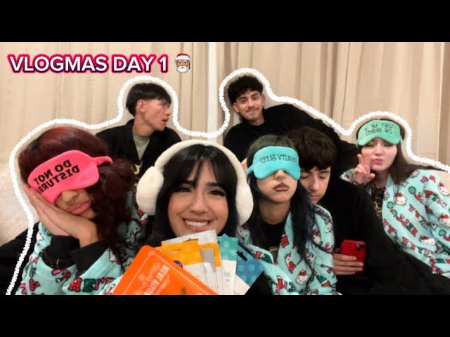 SLUMBER PARTY | VLOGMAS DAY 1 