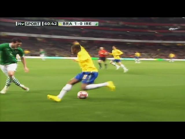 Robinho ● Ultimate Dribbling Skills For Brazil