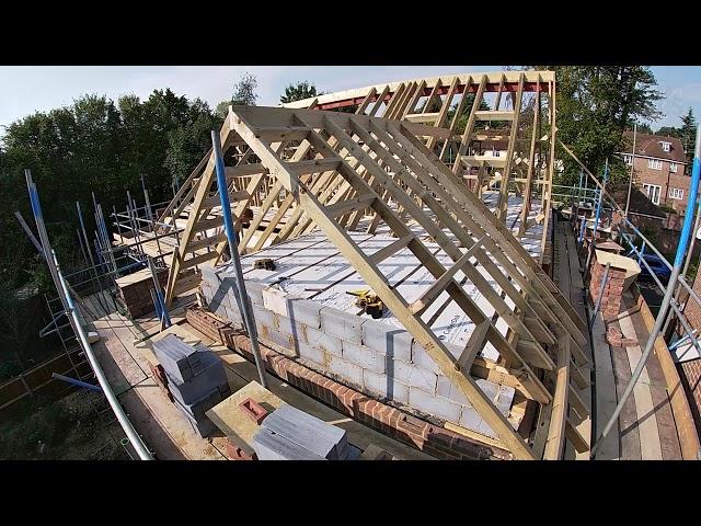 This is how to Build a Roof! - Hertfordshire UK HD TIMELAPSE VIDEO