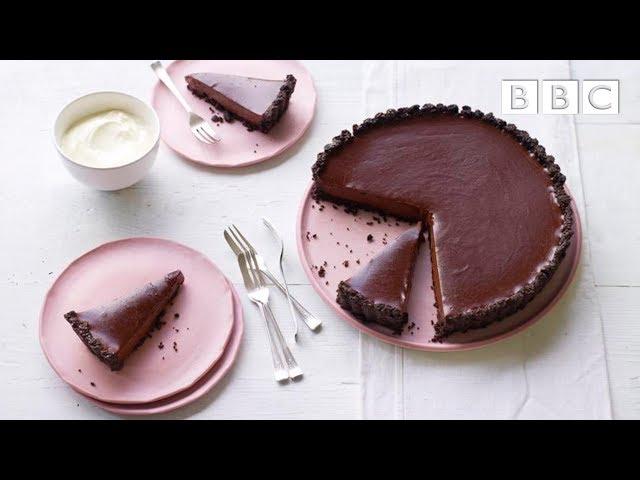 Mouthwatering salted chocolate tart! | Simply Nigella - BBC