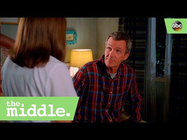 Mike Pays for Sue's College Tuition - The Middle